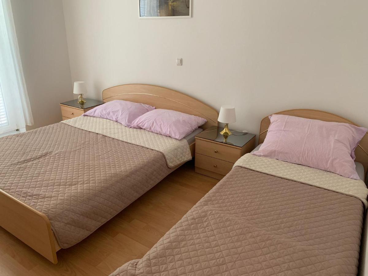 Sobe I Apartmani Til 茨里克韦尼察 外观 照片