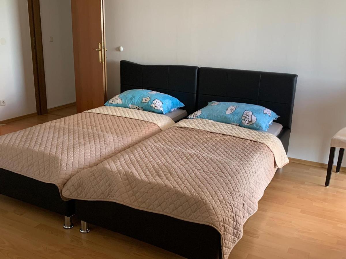 Sobe I Apartmani Til 茨里克韦尼察 外观 照片